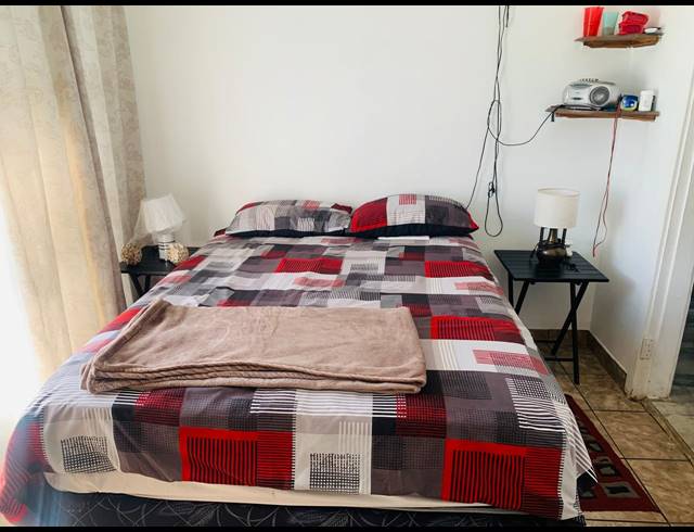 3 BEDROOM FREEHOLD FOR SALE IN VANDERBIJLPARK CW 2